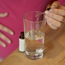 adding-extract-to-water